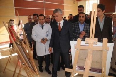 Cizre'de Toplum Ruh Sağlığı Merkezinde Hastalar Sergi Açtı