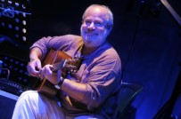 BÜLENT ORTAÇGİL - Karşıyaka'da Jazz Festivali başlıyor