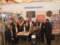 ATİLLA KAYA - Seydişehir Belediyesi İzmir'de Stant Açtı