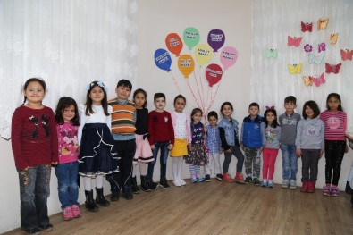 Efeler'in Çocukları 'Dünya Çocuk Hakları Günü'nü Kutladı