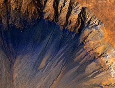 Mars'ta 'Akan Su' bulunduğu teorisi çöktü