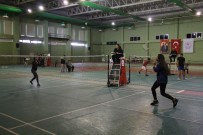 MUHAMMET AKTAŞ - Mersin Badminton İl Birinciliği Müsabakaları Tamamlandı