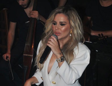 Merve Özbey ayrılık sonrası imaj değiştirdi