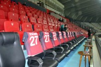 GAZIANTEPSPOR - Protokol Tribününde İlginç Protesto
