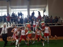 KADIN BASKETBOL TAKIMI - Toroslar'ın Kadın Basketbol Takımı İddialı