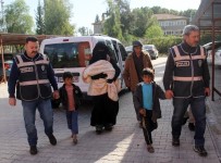 ÇADIR KENT - 5 Aylık Emira Ve Ailesine Polis Sahip Çıktı