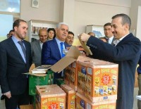 ÇIÇEKLI - Edremit Belediyesinden Okullara 20 Bin Kitap