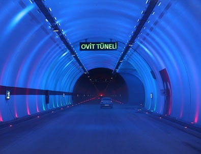 Ovit tüneli kontrollü olarak ulaşıma açıldı