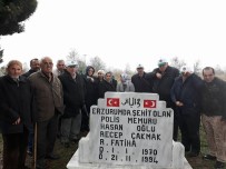 ŞEHİT POLİS - Şehit Polis Memuru Kabri Başında Dualarla Anıldı