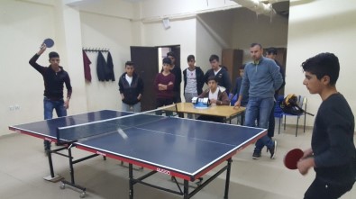 Sincik'te Masa Tenisi Turnuvası Yapıldı