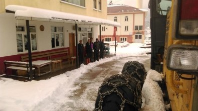 Trabzon'un Yüksek Kesimlerinde Kar Kalınlığı 35 Cm'ye Ulaştı