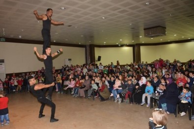 Troya Sirki Gediz'de