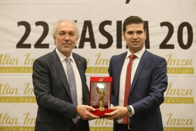 Kamil Saraçoğlu'na Başarı Ödülü