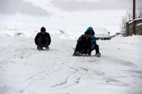 Yollar Kapandı, Çocuklar Karın Tadını Çıkardı