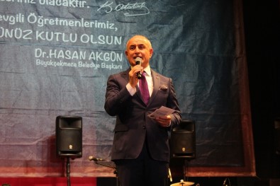 Başkan Akgün'den Siyasilere Öğretmenler İçin Çağrı