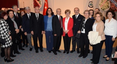 ESOGÜ Prof. Dr. Yurdanur Akgün'ü Törenle Emekliliğe Uğurladı