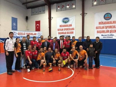 Kaymakamlık Kupası'nı Ayhan Yıldırım Anadolu Lisesi Kazandı