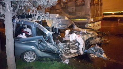 Samsun'da Kamyonet Tır İle Çarpıştı Açıklaması 2 Yaralı