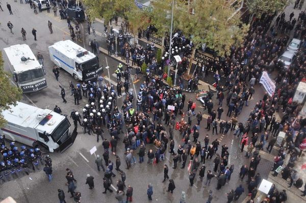 Adıyaman'da tütün protestosuna müdahale