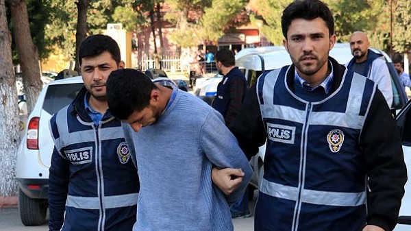 Sır perdesi aralandı!  Üvey oğlu 'malı' için öldürtmüş!