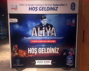 Aliya İzzetbegoviç'in Hayat Hikayesini Anlatan 'Aliya' Oyununa Yoğun İlgi