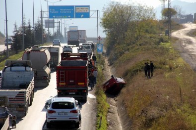 Samsun'da Otomobil Takla Attı Açıklaması 1 Yaralı