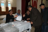 OSMAN KARAHAN - CHP Bucak İlçe Başkanı Yeniden Aziz Yıldız Oldu