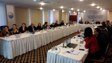 Hasan Akgün Açıklaması 'Büyükşehir Yasası Sil Baştan Ele Alınmalıdır'