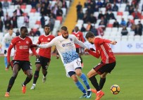 ALI PALABıYıK - Süper Lig Açıklaması D.G. Sivasspor Açıklaması 1 - Trabzonspor Açıklaması 1 (İlk Yarı)