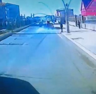 Ağrı'da Trafik Kazası Kameraya Yansıdı