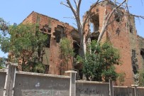 Yemen'de 350 Bin Çocuk Okula Gidemiyor