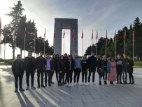 ŞEHİTLER ABİDESİ - AK Parti Pazarlar İlçe Gençlik Kolları Başkanlığı'ndan Çanakkale Gezisi