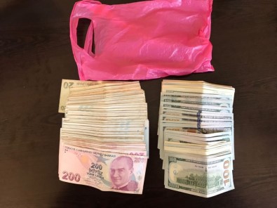 FETÖ Mensuplarının Yurt Dışına Kaçışlarını Sağlayan Şebekeye Operasyon