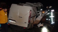 (ÖZEL) Kartal TEM Bağlantı Yolunda Trafik Kazası Açıklaması 1 Ölü, 1 Yaralı