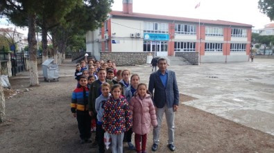 Burhaniye'de Öğrencilerden Cami Ziyareti