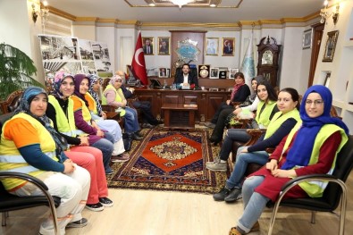 Türkiye'de Bir İlke İmza Atan Kadınlar Başkan Yazgı İle Buluştu
