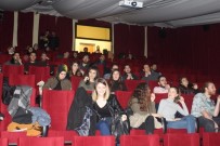 KANATLI DENİZATI - Uşak Üniversitesi'nde 'Fantastik Sinema' Münazarası Düzenlendi