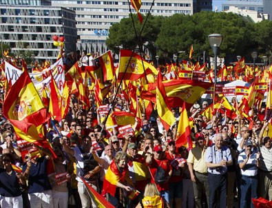 AB'nin Katalonya için sessizliğe büründü