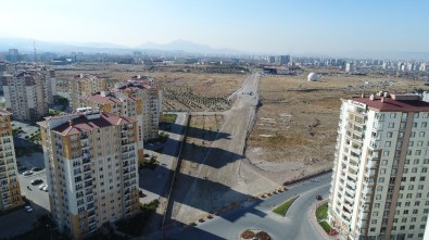 Başkan Çelik ERÜ'yü Halef Hoca Caddesi'ne Bağlayan Yeni Yolu İnceledi