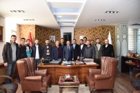 KÖSEKÖY - Köseköylü Gençler Başkan Üzülmez'e Projelerini Sundular