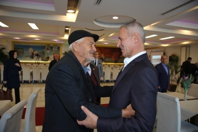 Vali Balkanlıoğlu Ve Başkan Dişli Muhtarlarla Bir Araya Geldi