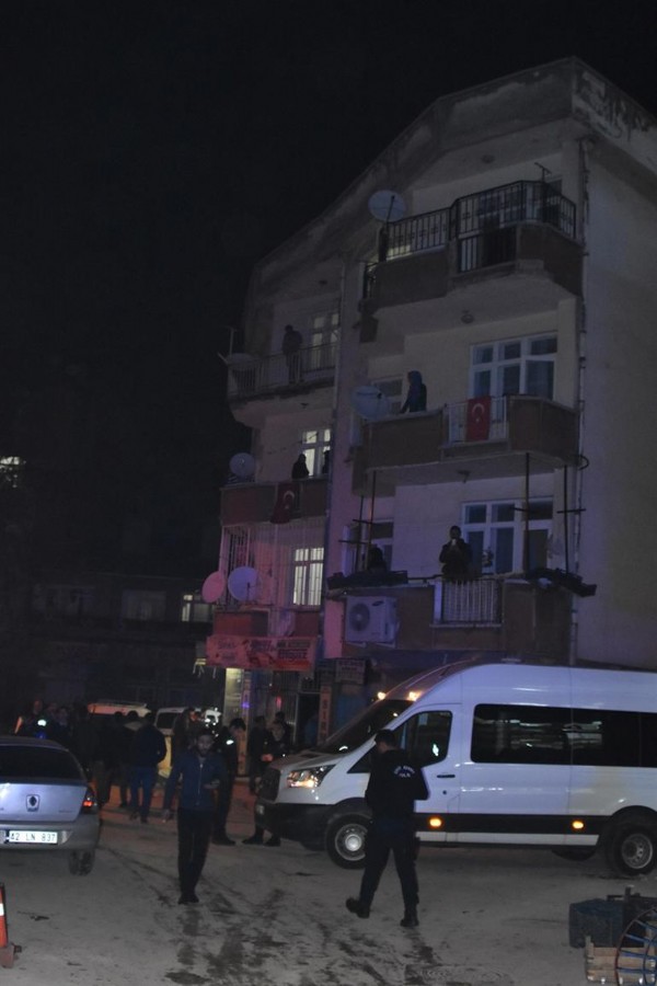 Tehlikeli gerginlik: 200 kişiyle saldırdılar