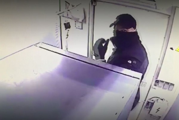 Yabancı uyruklu ATM fareleri sınırda yakalandı