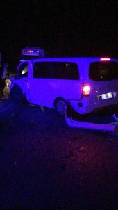 Afyonkarahisar'da Trafik Kazası Açıklaması 1 Ölü, 8 Yaralı