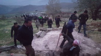 Babasıyla Aynı Kaderi Yaşayan Şehit Demir Toprağa Verildi