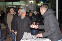 BOZÜYÜK BELEDİYESİ - Bozüyük Belediyesi 12 Bin Kandil Simidi Dağıttı