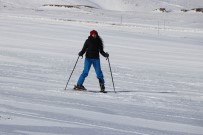KAYAK SEZONU - Erciyes'te kayak sezonu açıldı