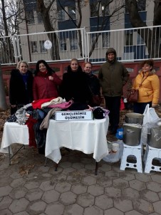 Öğrencilerin Bereleri CHP'li Kadınlardan