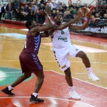 Pınar Karşıyaka, Trabzonspor'u Devirdi