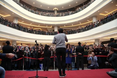 Resul Dindar, Erzurum MNG'de Hayranları İle Buluştu